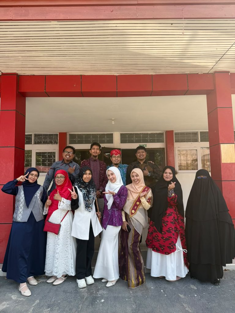 Momentum HUT RI ke-81, Dosen Prodi Statistika FMIPA UNTAD Perkuat Kebersamaan melalui Upacara dan Silaturahmi